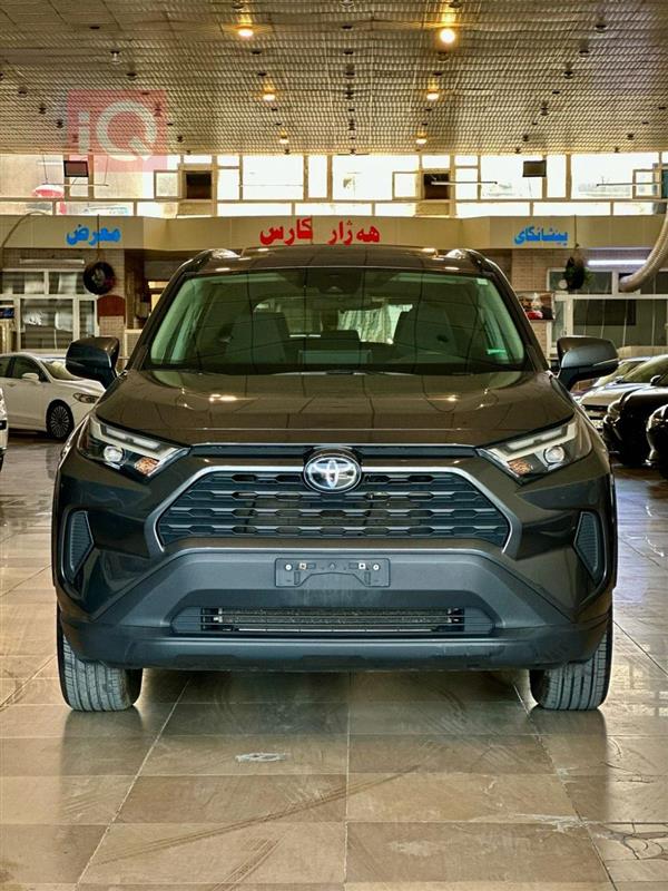 Toyota for sale in Iraq